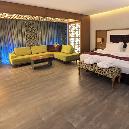 Otel Sirin Park